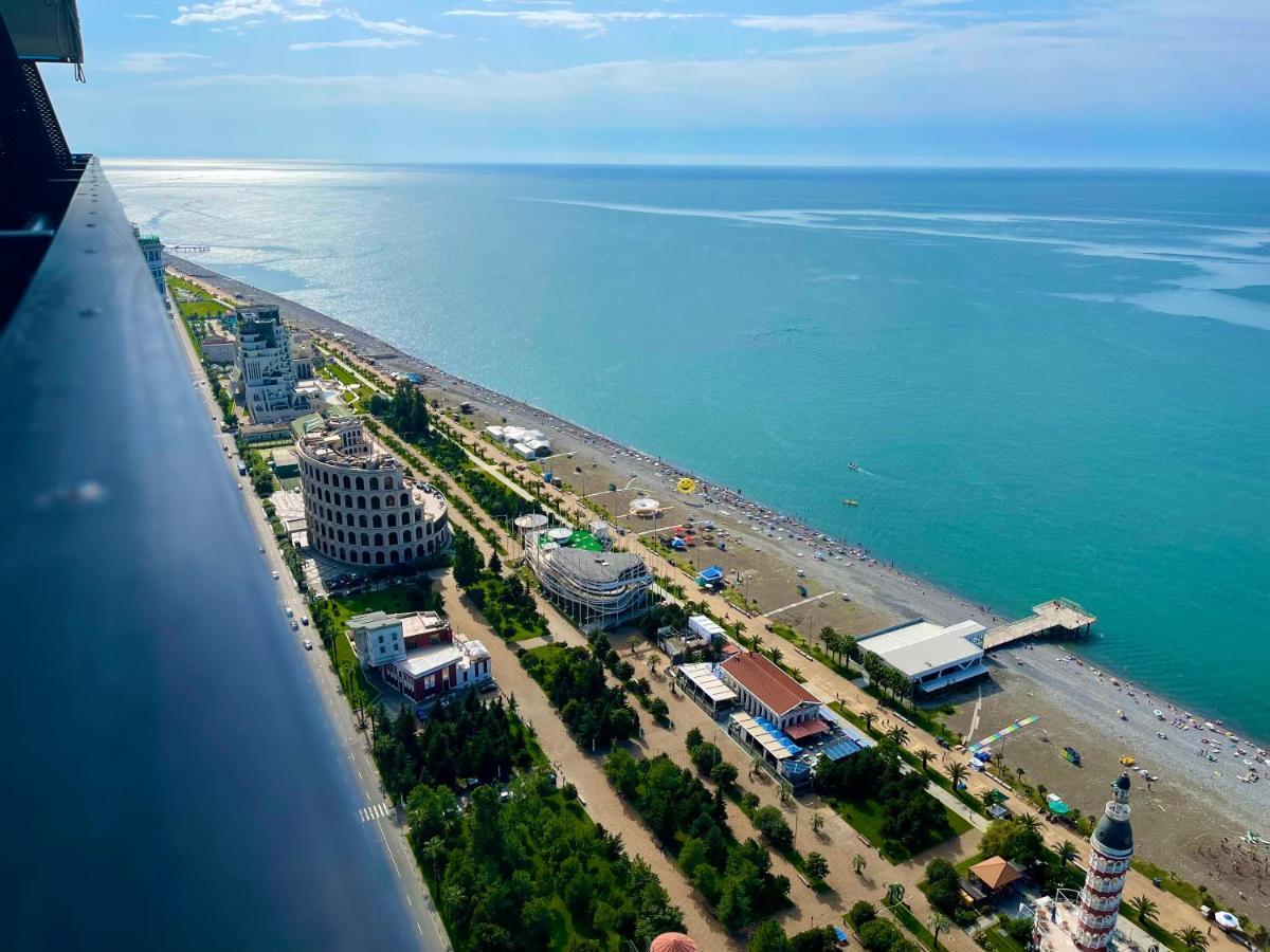 Hellobatumi Aparthotel Ngoại thất bức ảnh