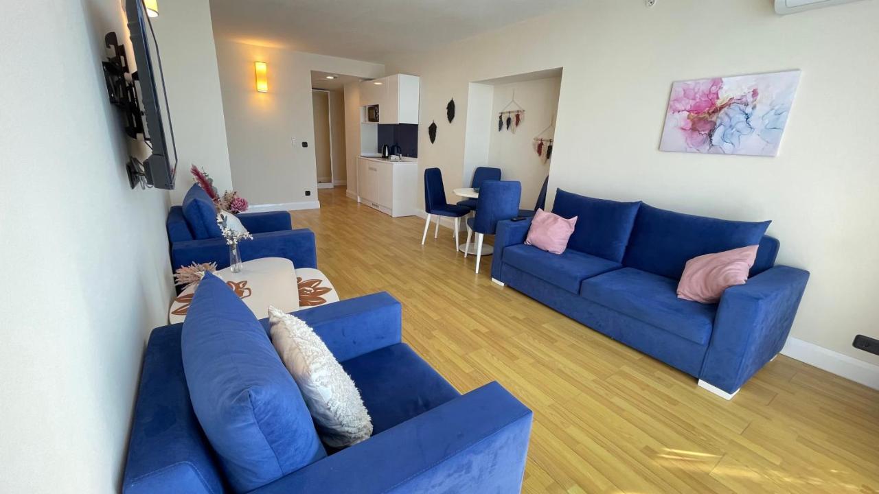 Hellobatumi Aparthotel Ngoại thất bức ảnh